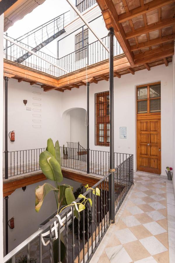 Abades Giralda Suite Sevilla Bagian luar foto